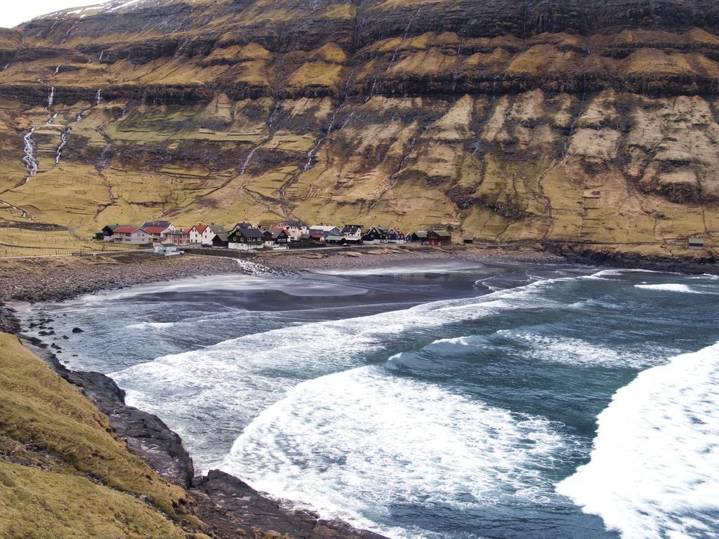 Hotel Vagar Sørvágur Esterno foto